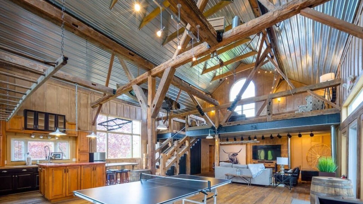 Appleton House | Urban Farmstead & Rec Barn