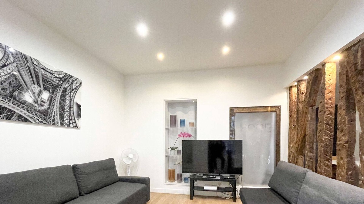 Bonne-Nouvelle Apartment | Urban Flat 52 - Charming 2 BDR Flat in Center of Paris
