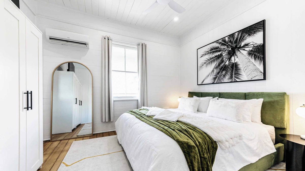 West Ipswich House | Urban Getaway Ipswich W Cottage