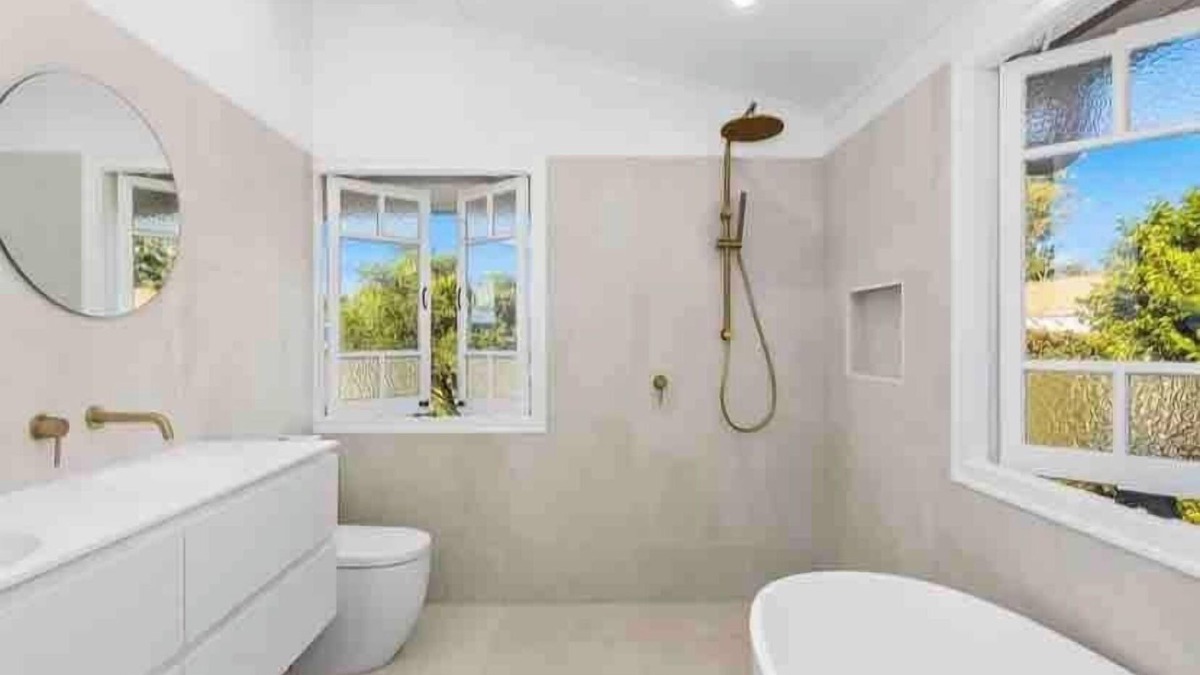 Newtown House | Urban Getaway Ipswich – 4BR Ensuites, Pets Allowed