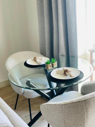 Greater Johannesburg Metropolitan Area Apartment | Urban Luxe Stay - 5 Min to Gautrain & Parking