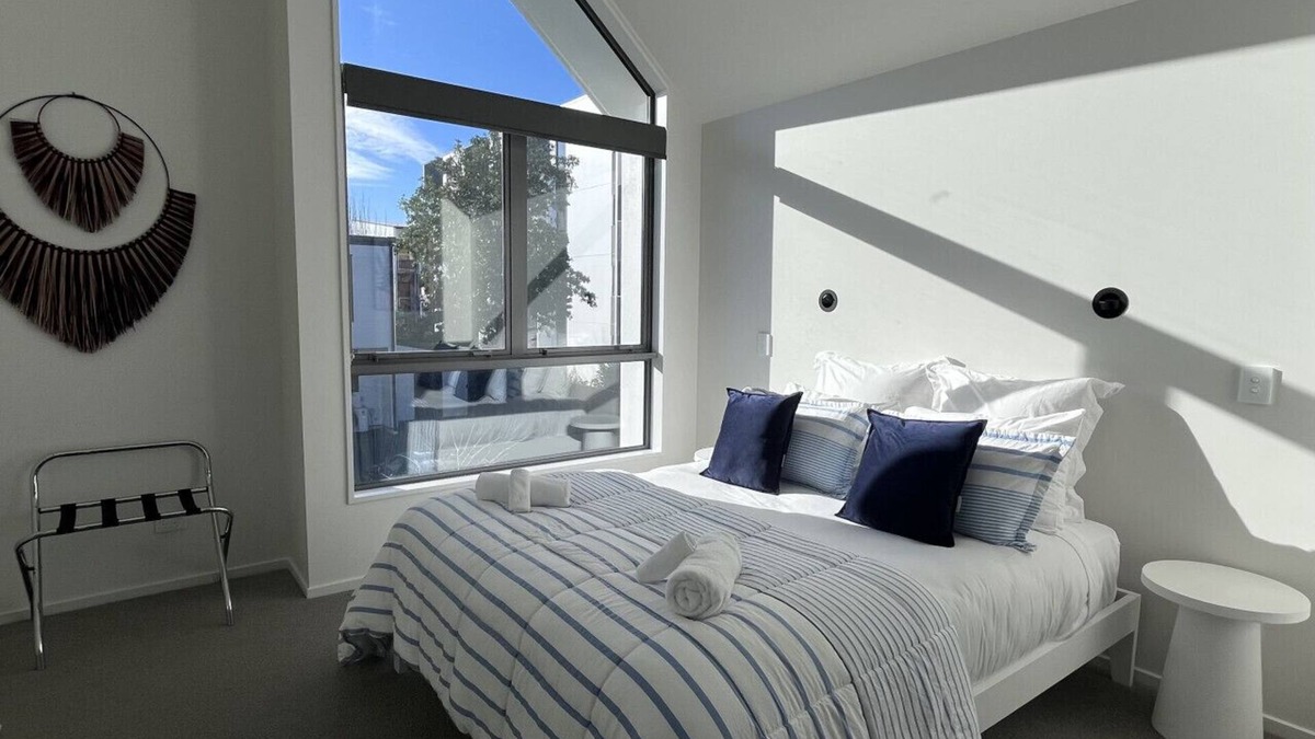 Christchurch City Centre House | Urban Nest Explorer: Walk to City, Free Parking