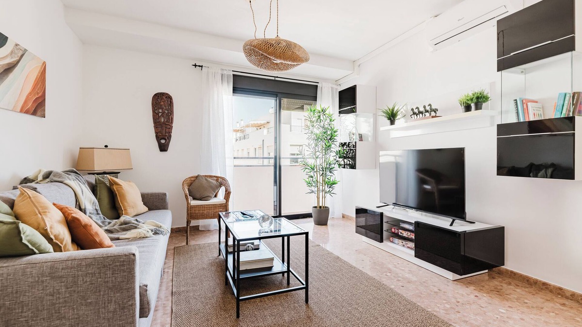 Port de Sagunt Apartment | Urban Oasis near the beach