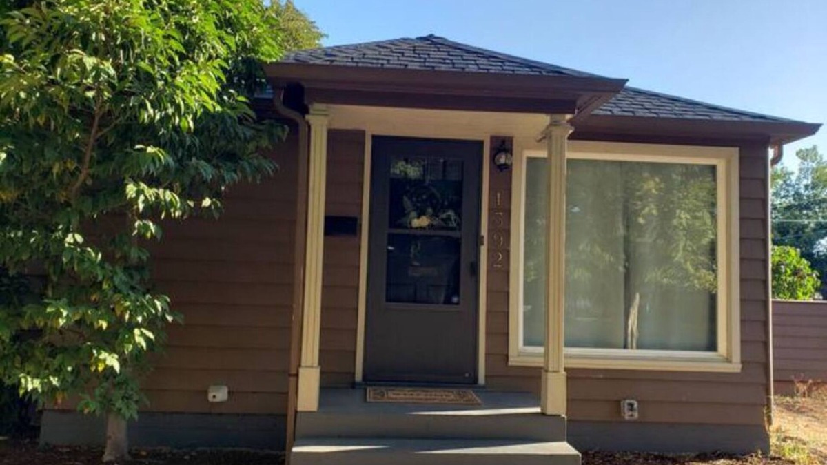 West Eugene House | Urban Retreat! 1 mi to downtown. 2.5 mi to University of Oregon/Autzen stadium