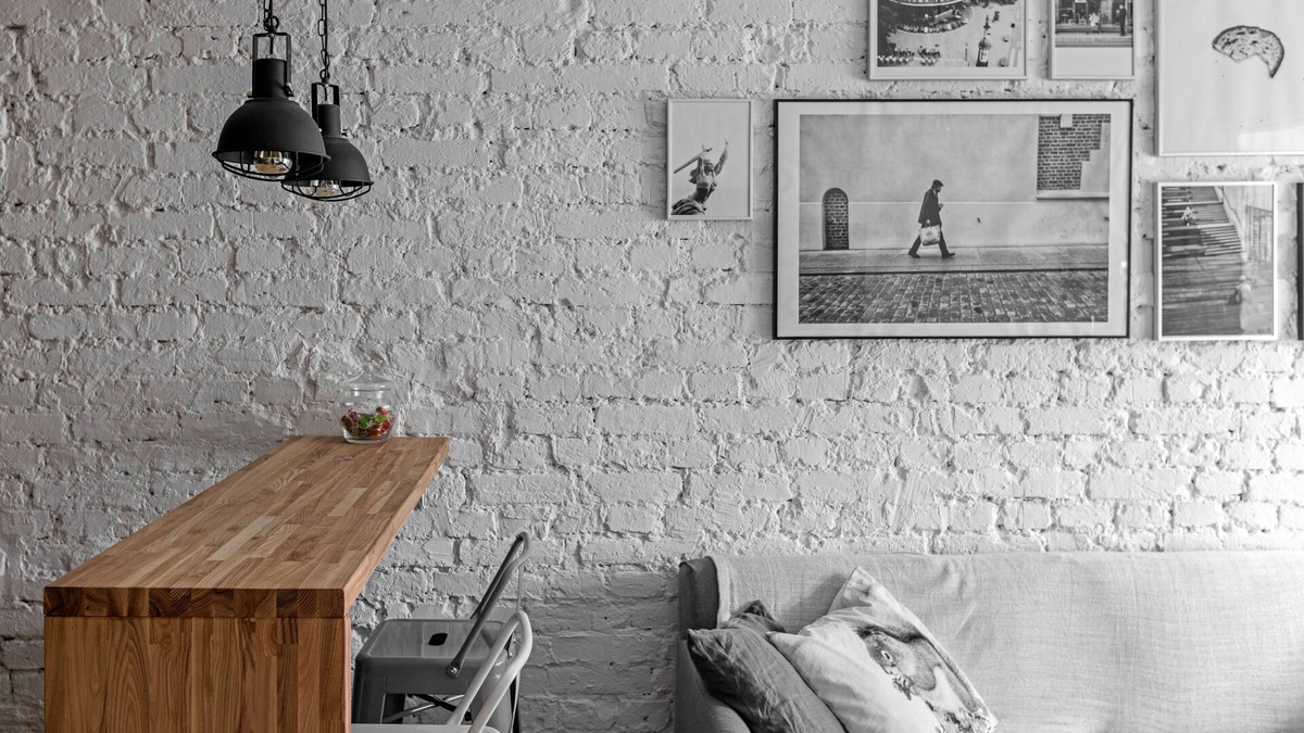 Old Town Apartment | Urban Rustic Flat in Historical Building