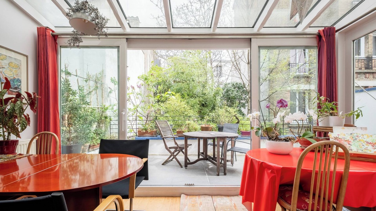 Charonne House | Urban Sanctuary, by Veeve