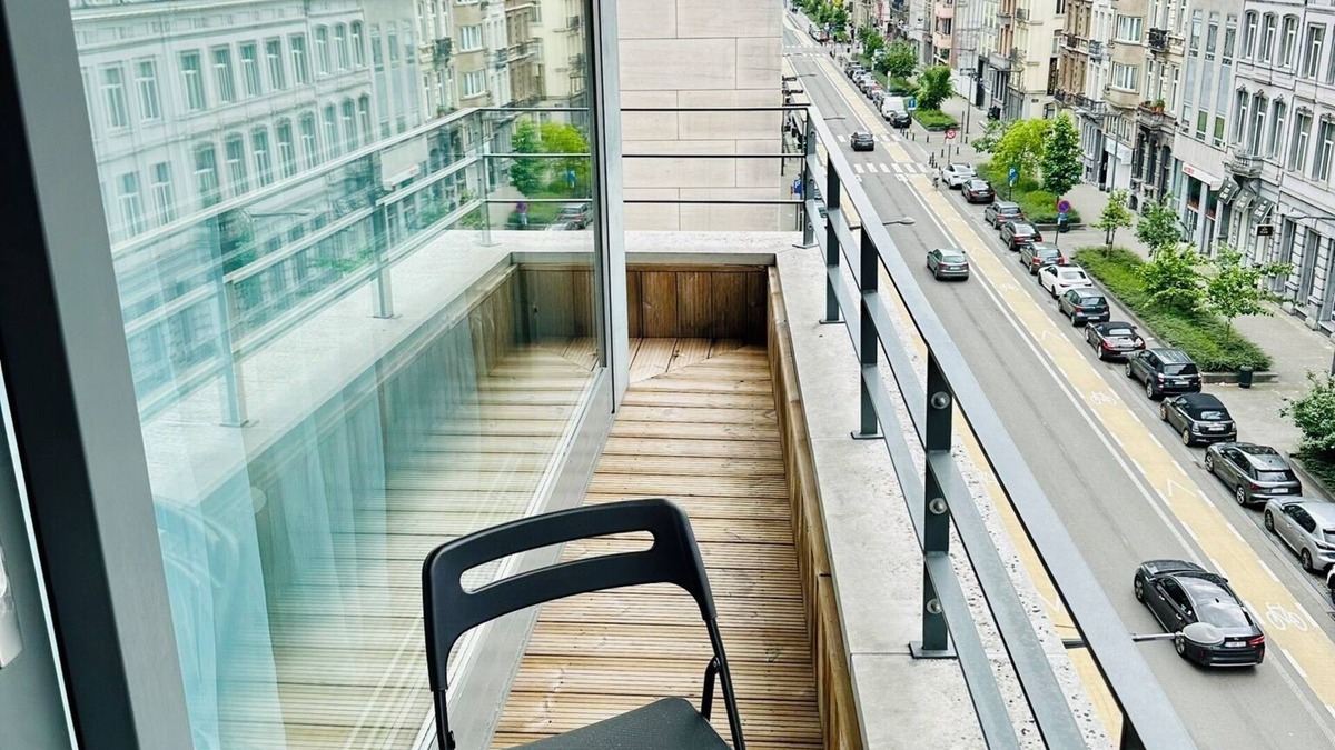 Rogier Apartment | UrbanStay Suites - New and modern Emile Jacqmain Downtown Suite