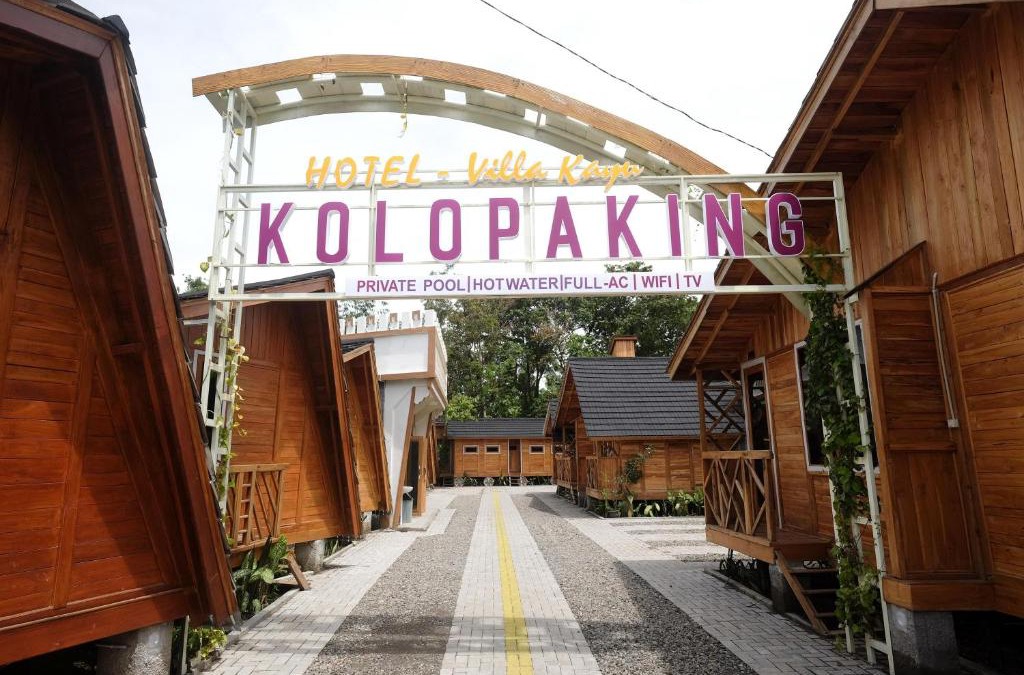 Kebumen Hotel | Urbanview Villa Kolopaking Kebumen by RedDoorz