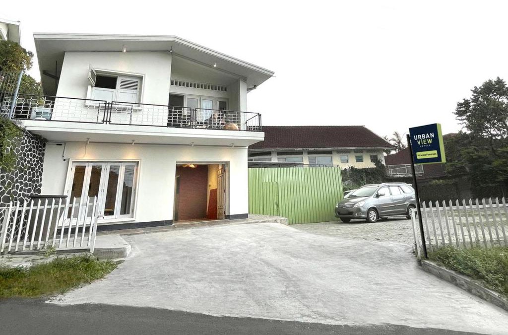 Tretes Hotel | Urbanview Wisma Nirwana Tretes by RedDoorz