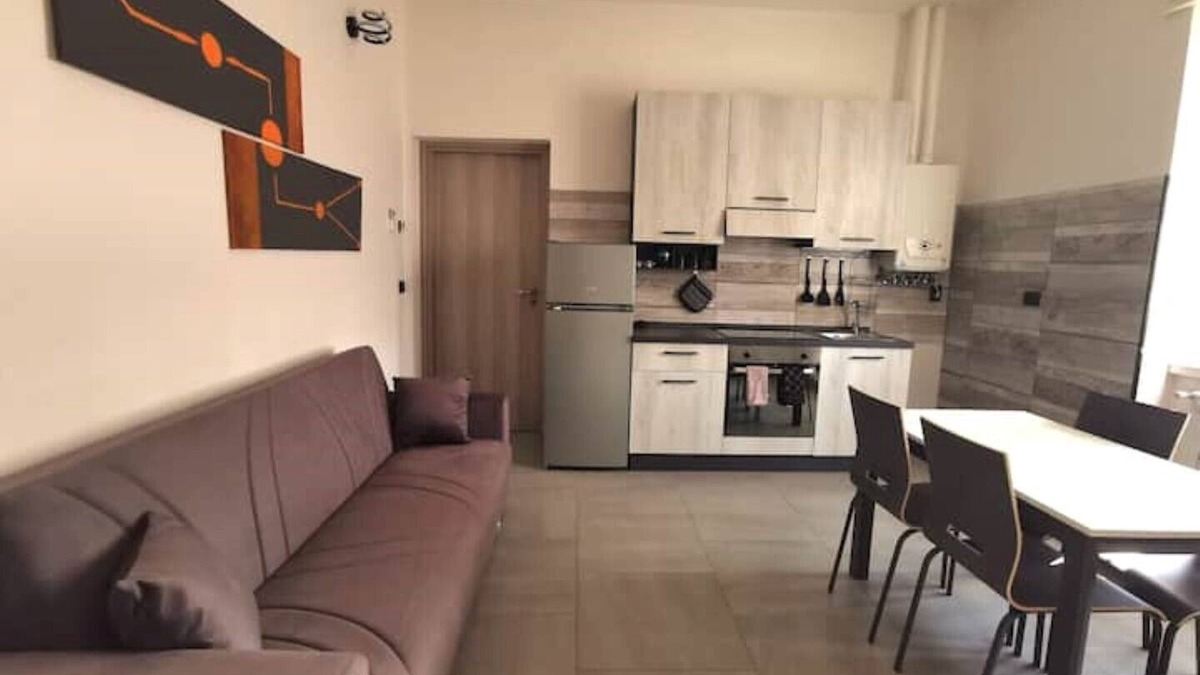 Lonate Pozzolo Apartment | URO'S HOME