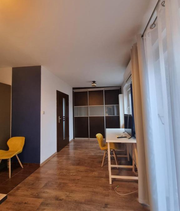 Wolsztyn Apartment | Uroczy apartament z parkingiem.
