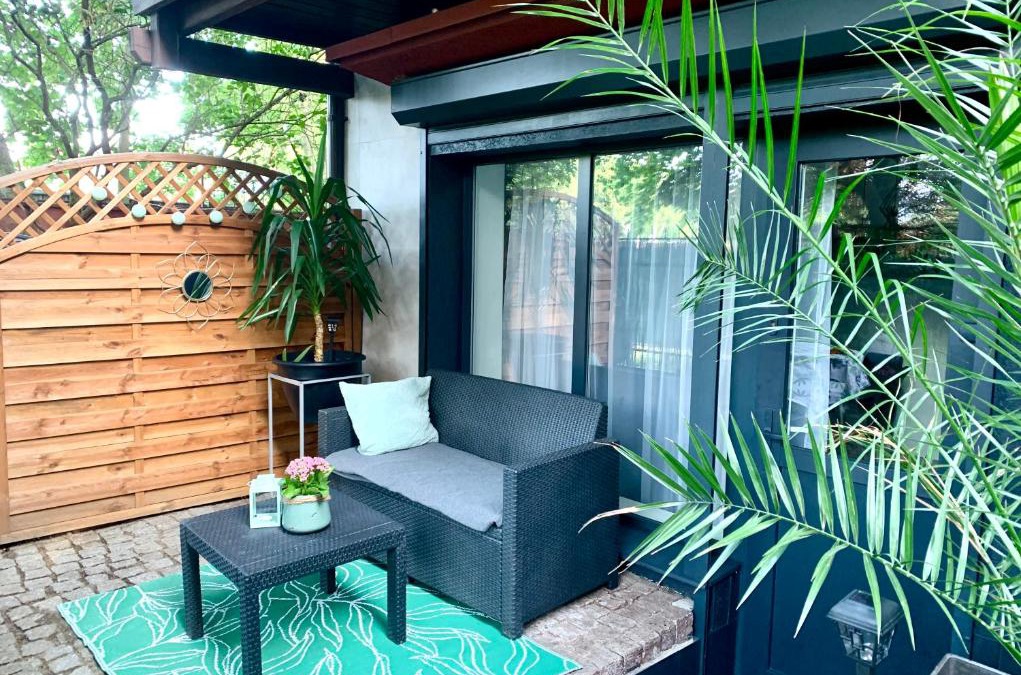 West Pomeranian Voivodeship Apartment | Uroczy Apartament z Patio