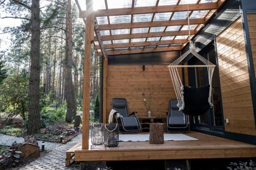 Radzymin House | Uroczy mały domek na leśnej działce - Łosiówka