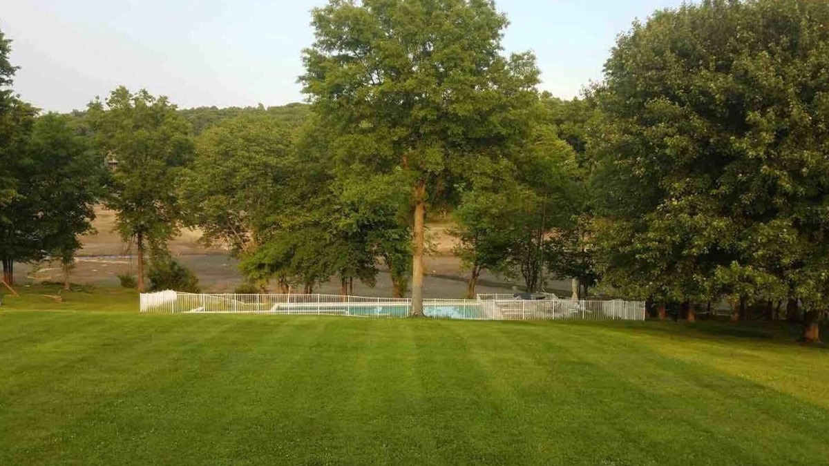 Beaverdam Lake-Salisbury Mills House | Cozy Lake Front House w. Pool near Storm King and West Point