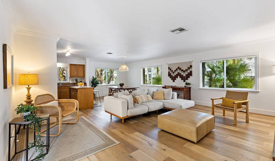 Hendricks and Venice Isles Apartment | Apartment ∙ 2 bedrooms ∙ 5 guests