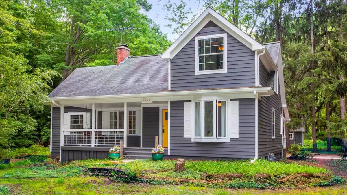 Shorewood-Tower Hills-Harbert House | Scenic Sawyer Dunes Pool House