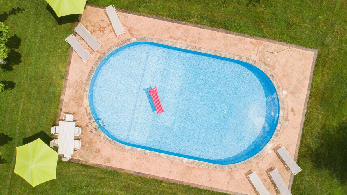 Amurrio Cottage | Usko Rural Cottage with pool, tennis court and gardens