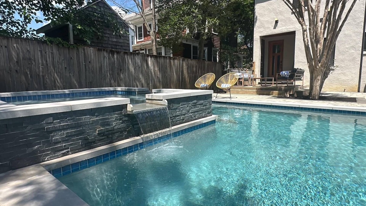 Murray Hill House | USNA Getaway: Heated Pool, Hot Tub, Indoor Grill!