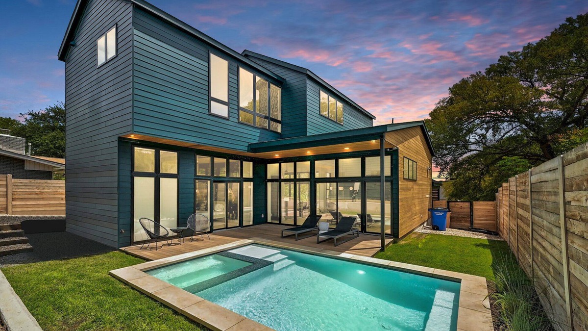Riverside House | UT Football Fave - Pool + Hot Tub, Tulum Inspired!