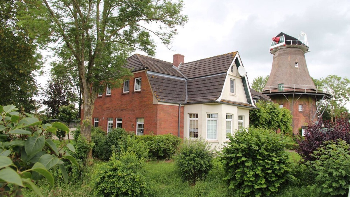 Uttum Apartment | Uttumer Mühle: Eiske - Große Wohnung für 4 Personen im Müllerhaus der Uttumer Mühle