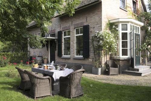 Municipality of Pijnacker-Nootdorp Hotel | Uylenburg- Du Midi