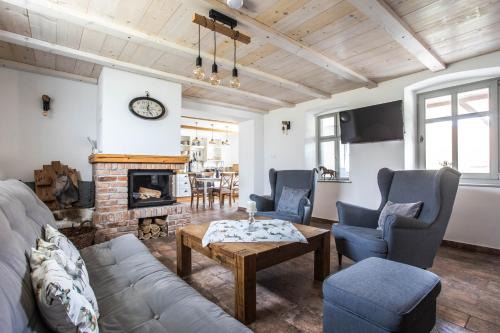 Komlo Apartment | VándorLÓ Vendégház