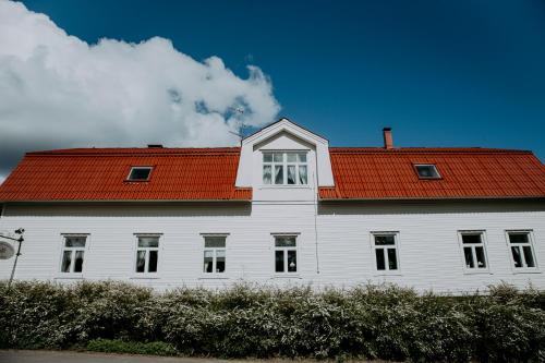 Vaaksy Hotel | Vääksyn Apteekinmajoitus