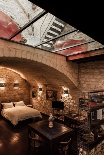 Molfetta Bed & Breakfast | V1 Loft - Luxury Suite con tetto di vetro a due passi dal mare