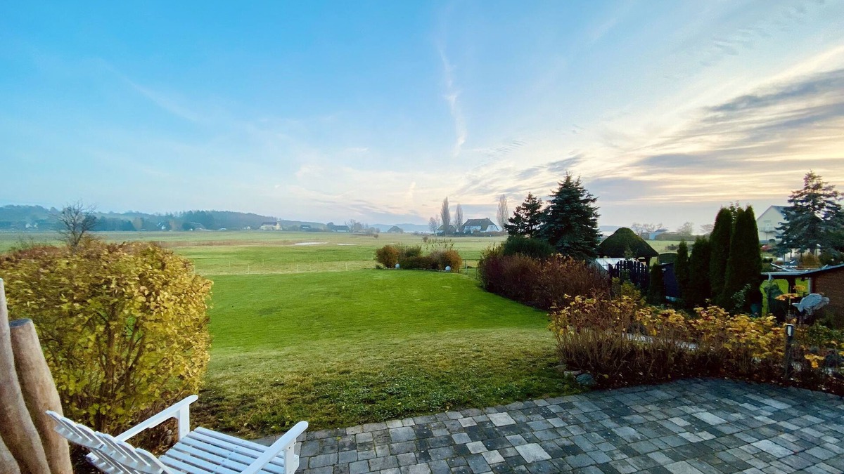 Middelhagen House | Vacation home with water view, large garden, 4 bedrooms, 2 bathrooms, sauna, fireplace