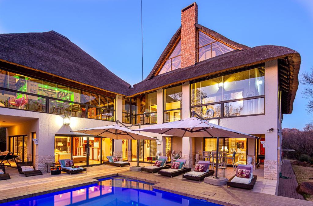 Metsimaholo House | Vaal River YOLO Spaces - Vaal River Bush Villa