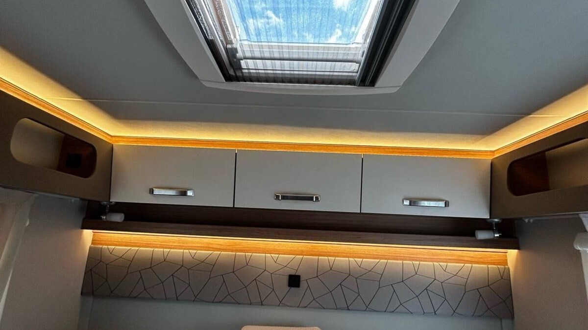 Heaton House | Vaaroom London Explorers' Pod