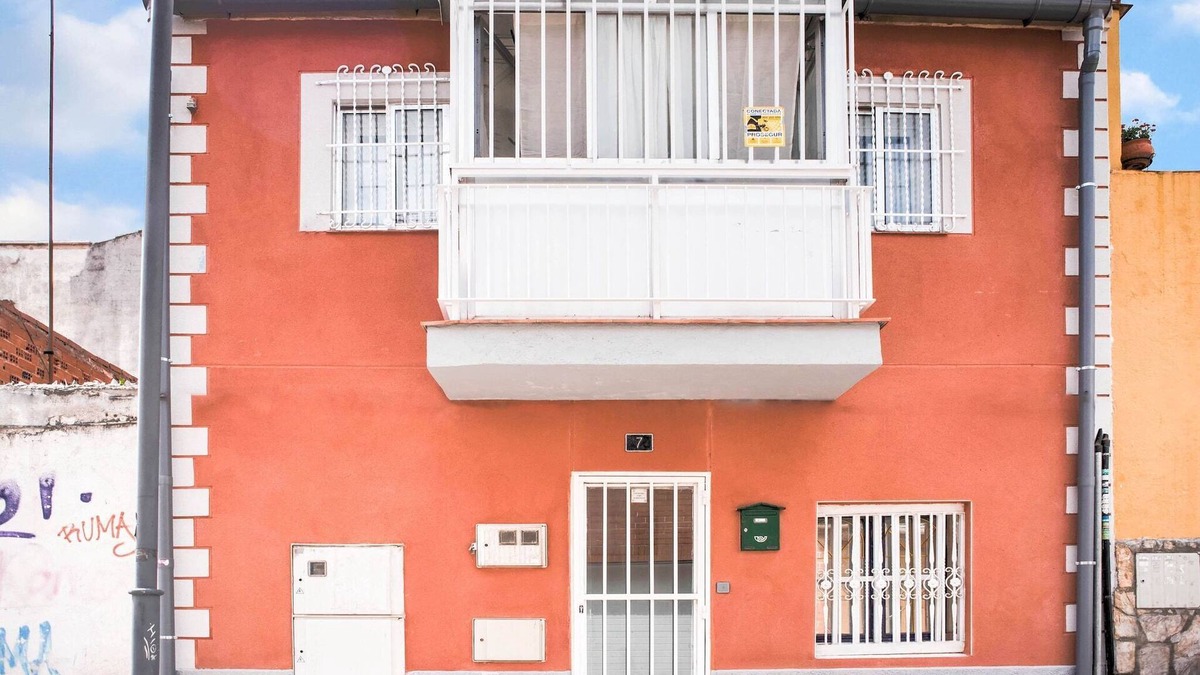San Sebastian de los Reyes House | Vacation Home Madrid near Navacerrada Ski