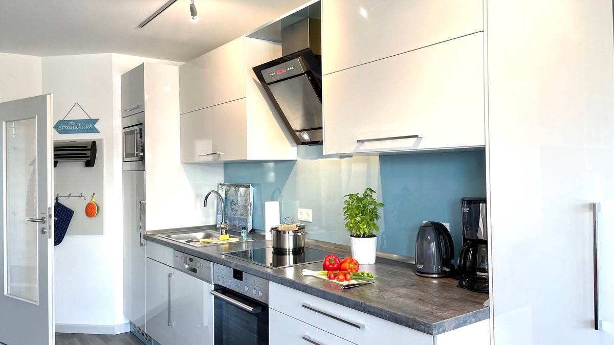 Wurster Nordseekuste Apartment | Vacation apartment "de Hahnpoten", 200 m to the sea, 4 persons, dike view