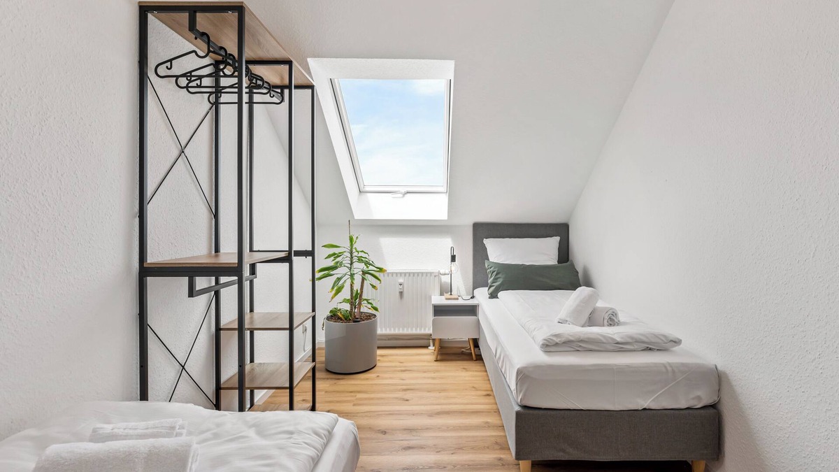 Neckarsulm Apartment | Vacation apartment Hirschegg, 2 x bath 5Z 10 beds kitchen 2 parking spaces, WLAN