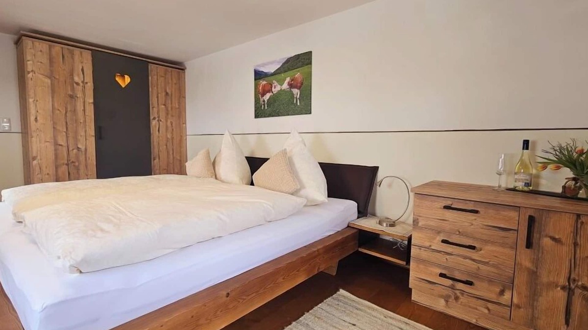 Bernau am Chiemsee Apartment | Vacation apartment for 1-4 persons (55 sqm, upper floor)