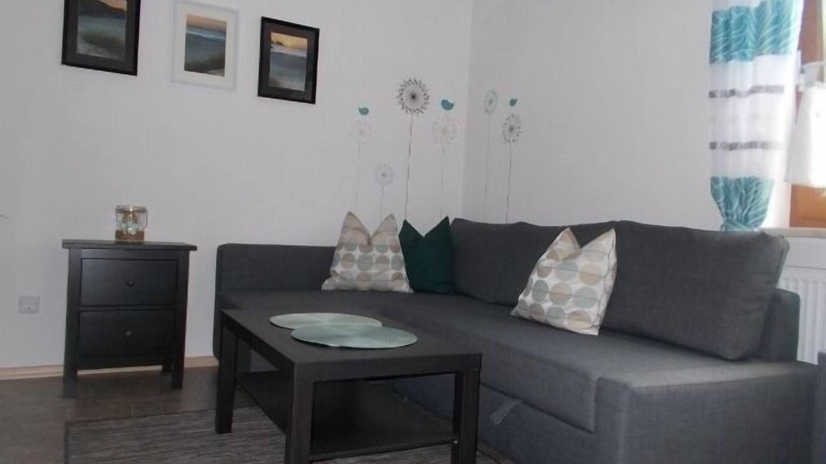 Stausacker Apartment | Vacation apartment (50sqm) with terrace for up to 3 people