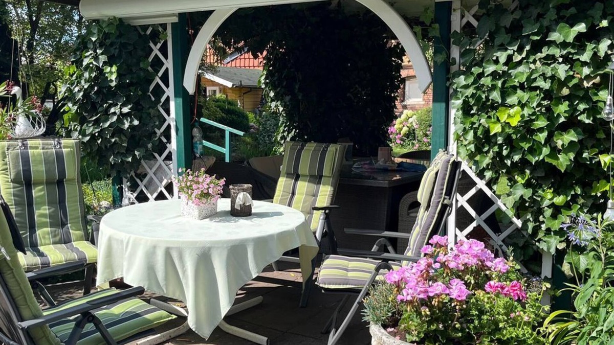 Edemissen Apartment | Vacation apartment Residenz zur Ahlsburg - Apartment with 2 bedrooms