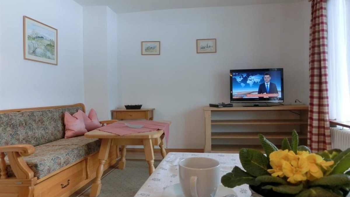 Bad Bayersoien Apartment | Vacation apartment no. 4 - Seeleiten guest house