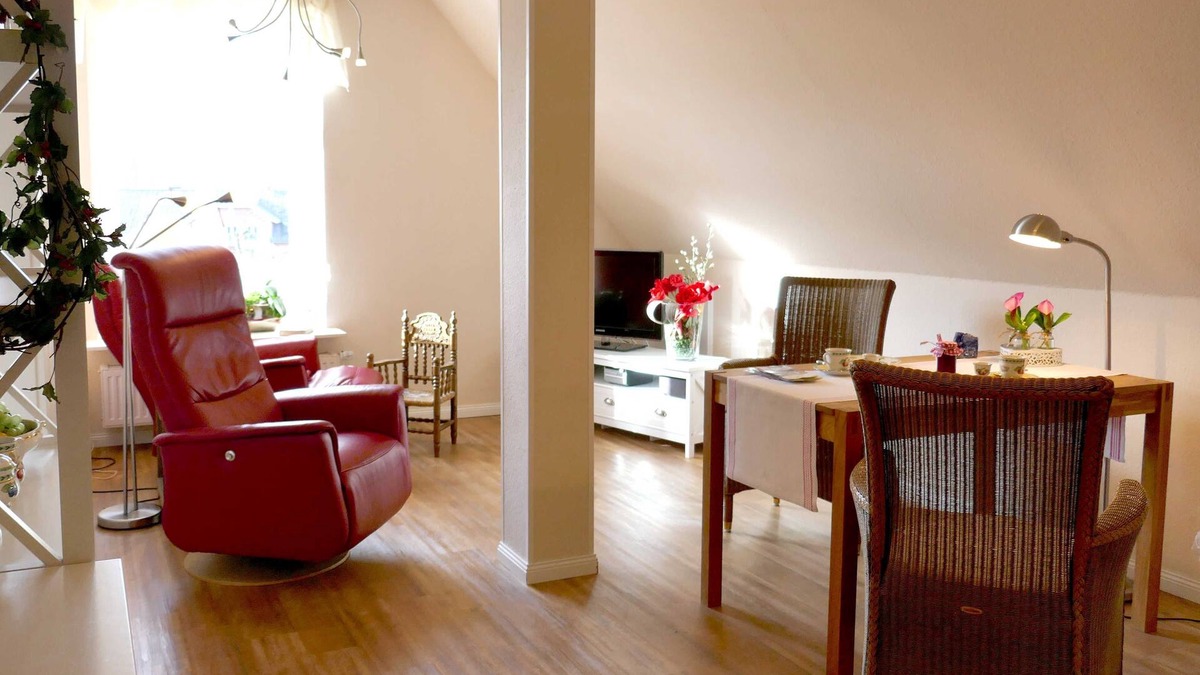 Luhe Apartment | Vacation apartment 1 - Holiday apartment Obsthof Hein Garrn
