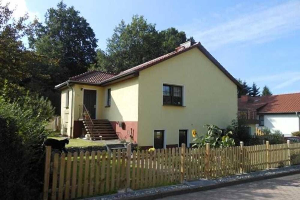 Burg Stargard Apartment | Vacation apartment Frohmut - Holiday apartment