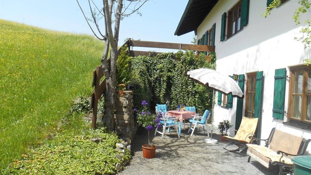 Saulgrub Apartment | Vacation apartment (1-4 pers.) - House Bernadette