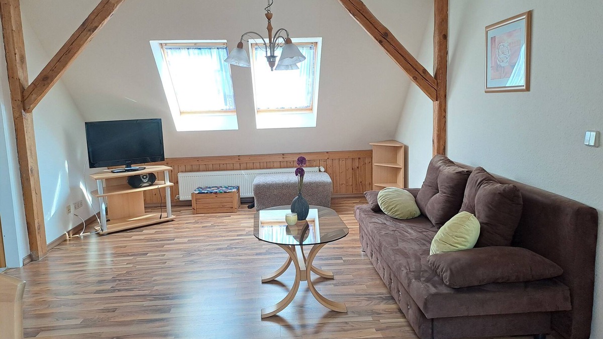 Lubs Apartment | Vacation apartment 1 (upstairs 1st floor) - Ferienwohnungen Lübs with W-Lan