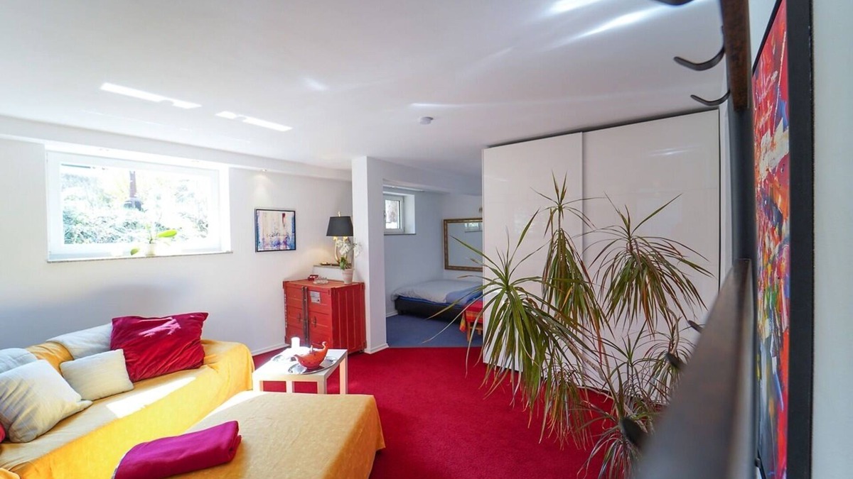 Bad Urach Apartment | Vacation apartment 47 sqm in the basement, bright and modern, quiet with shared use of the garden