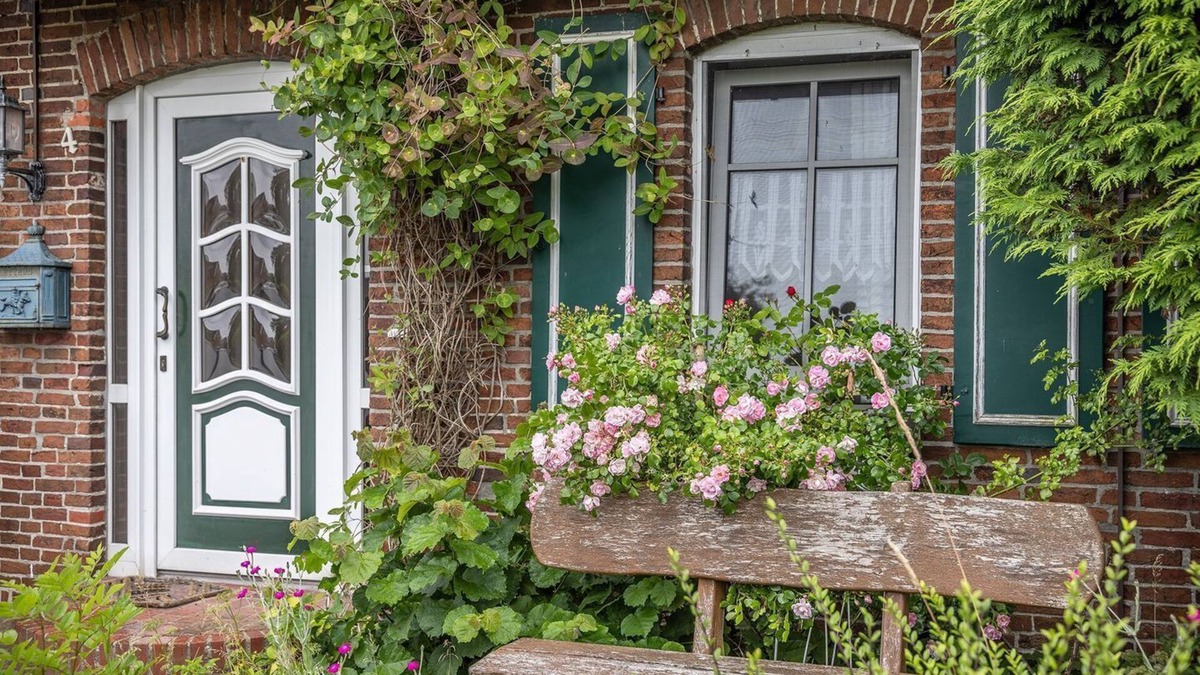 Horum Apartment | Vacation apartment 50027 - Formerly a train station, now a tasteful vacation home: the