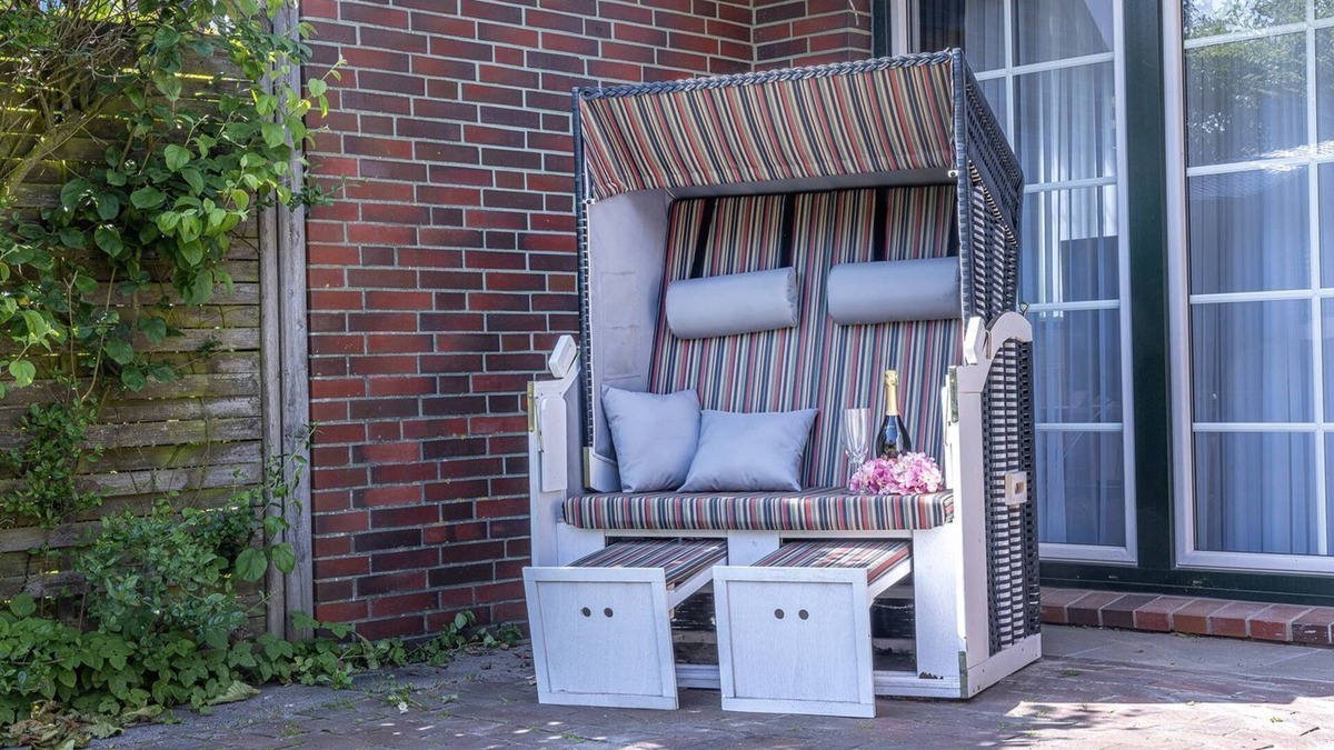 Carolinensiel Apartment | Vacation apartment 50036 - Comfortable and cozy: The vacation apartment is located in