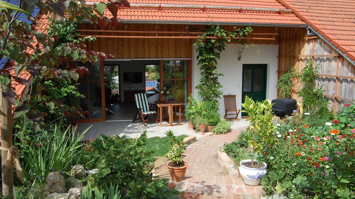 Leeder Apartment | Vacation apartment/apartment for 2 guests with 45m² in Denklingen (58025)