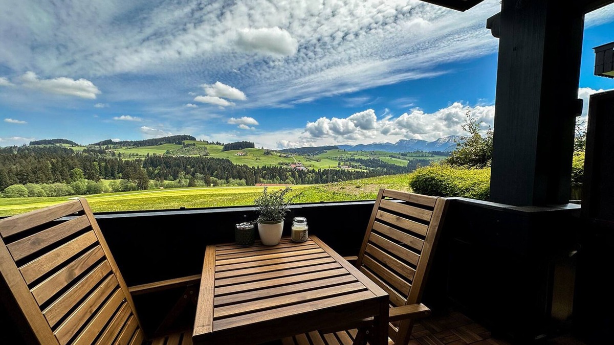 Irsengund Apartment | Vacation apartment Almenhof