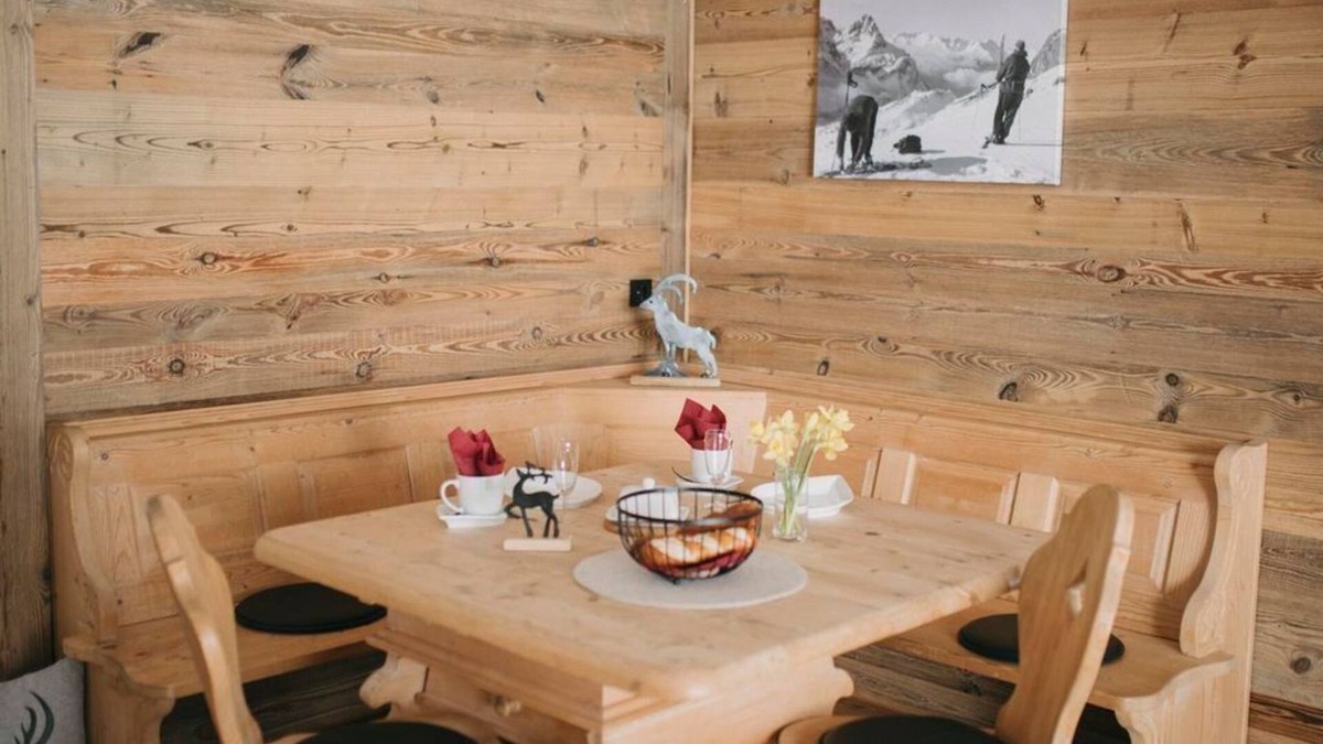 Rofleuten Apartment | Vacation apartment Almgspür - Guesthouse Sonnenplatzerl
