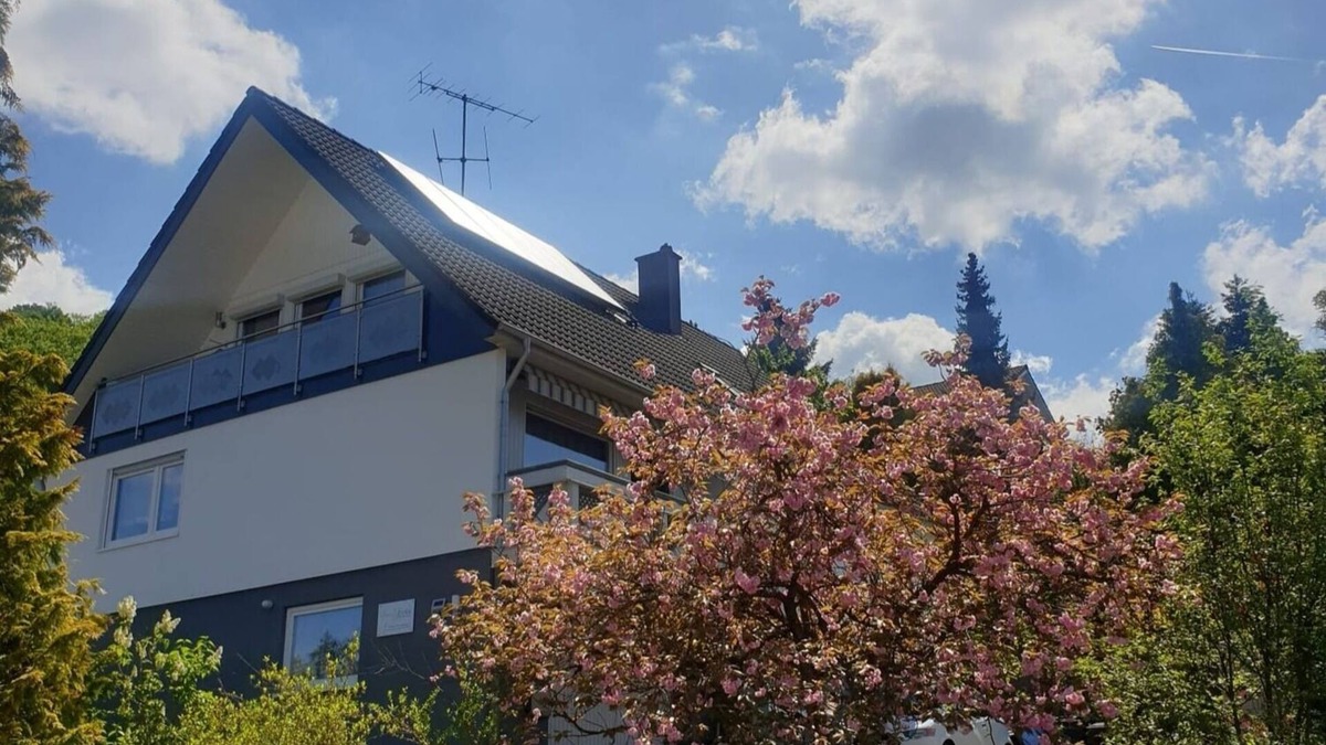 Pfeffingen Apartment | Vacation apartment/apartment for 2 guests with 76m² in Albstadt (168447)