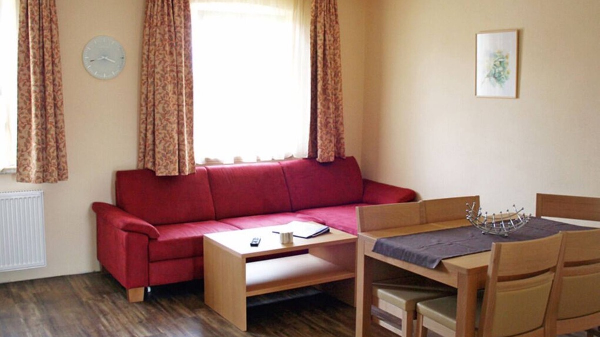 Binzwangen Apartment | Vacation apartment/apartment for 4 guests with 65m² in Colmberg (176397)